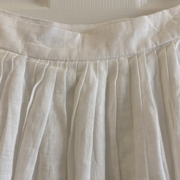 J.Crew white size 8 linen mini skirt - Picture 2 of 5